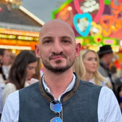 Christian Lutz Schoenberger